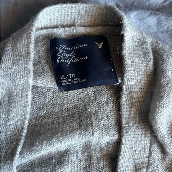 american eagle outfitters Blouse XL Women’s V-neck Gray Cardigan Buttons/pockets - Picture 4 of 13